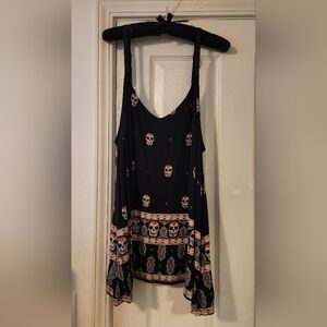 Torrid Black & Cream Skull Print with Adjustable Straps Cami Tank Top Size 2